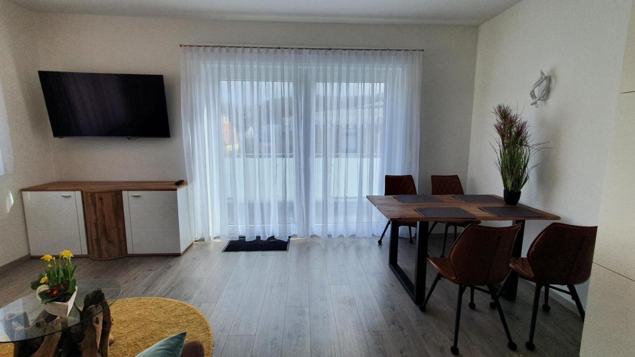 Ferienwohnungen "Godewind", Appartements Mit Balkon Oder Terrasse ツィノヴィッツ エクステリア 写真