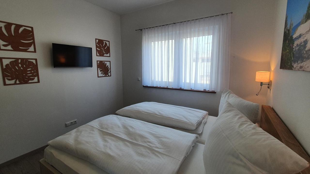 Ferienwohnungen "Godewind", Appartements Mit Balkon Oder Terrasse ツィノヴィッツ エクステリア 写真