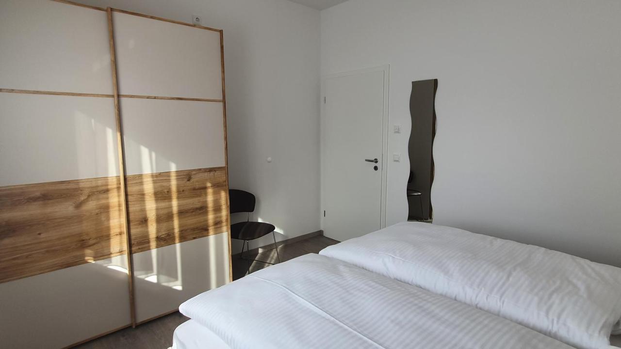 Ferienwohnungen "Godewind", Appartements Mit Balkon Oder Terrasse ツィノヴィッツ エクステリア 写真