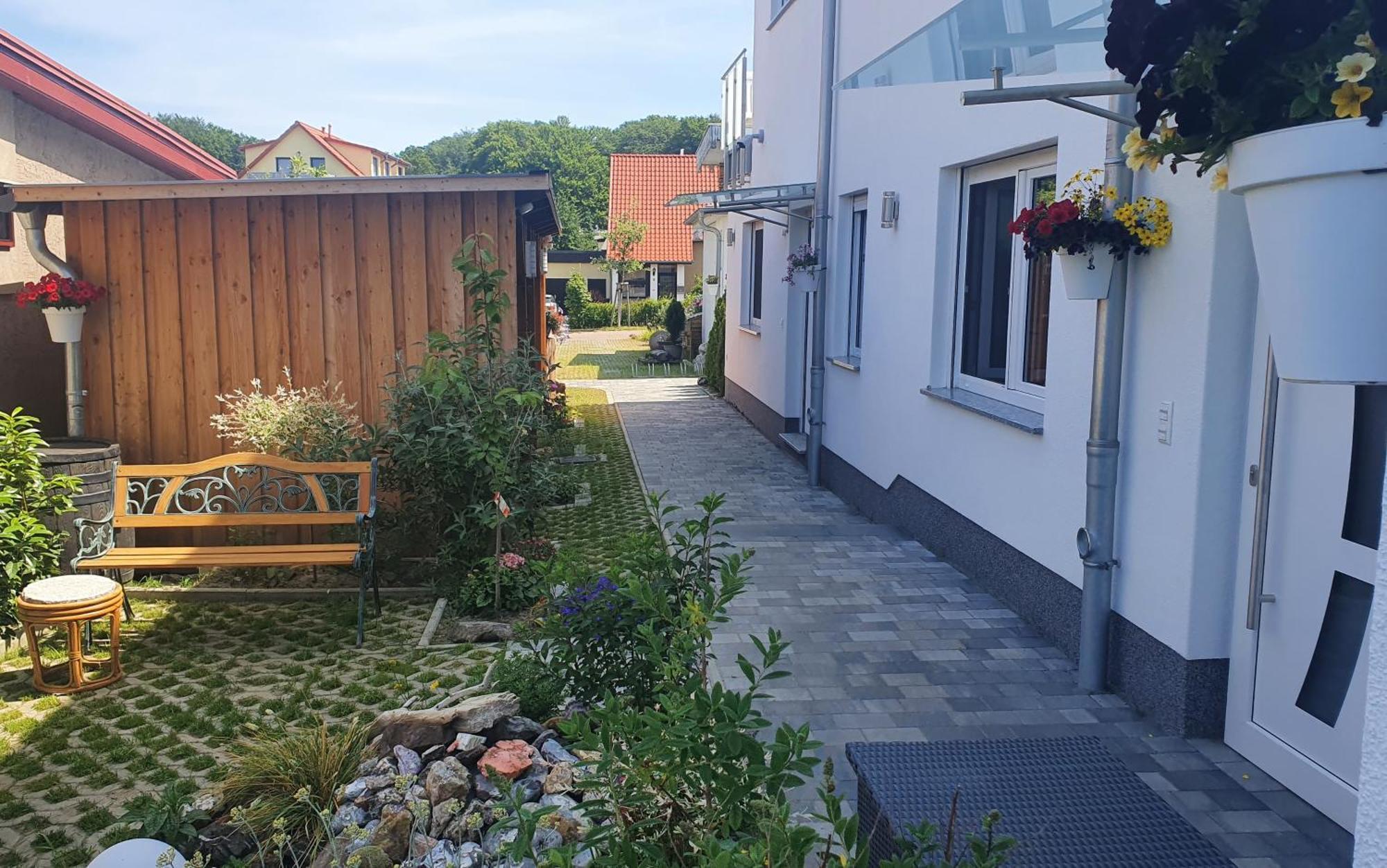 Ferienwohnungen "Godewind", Appartements Mit Balkon Oder Terrasse ツィノヴィッツ エクステリア 写真